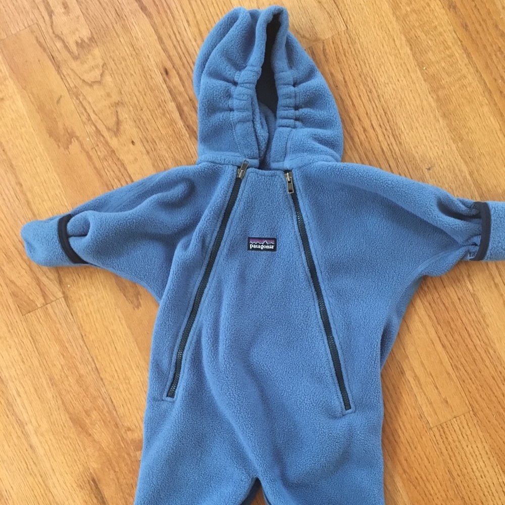 Patagonia baby fleece bunting